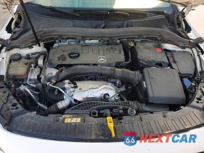 Zdjęcie 12 z 12 samochodu: 2022 MERCEDES-BENZ GLA 250 4MATIC VIN:W1N4N4HB8NJ317485 - miniatura