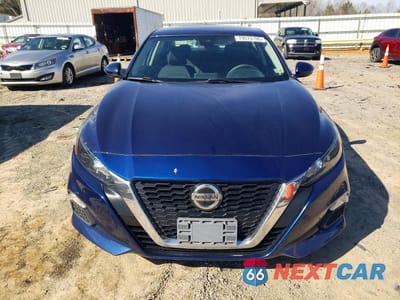 Piąte zdjęcie samochodu w środku: 2022 NISSAN ALTIMA 2.5 S VIN:1N4BL4BV3NN354692 - miniatura