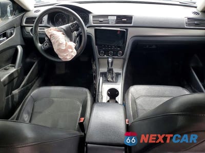 Zdjęcie 8 z 13 samochodu: 2015 VOLKSWAGEN PASSAT SE VIN:1VWBV7A32FC093961 - miniatura