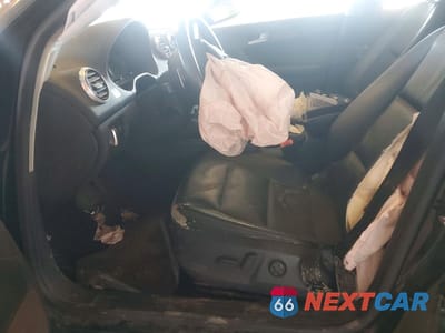 Zdjęcie 7 z 13 samochodu: 2011 AUDI A3 PREMIUM PLUS VIN:WAUKJAFM1BA040300 - miniatura