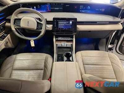 Zdjęcie 8 z 13 samochodu: 2024 LINCOLN NAUTILUS RESERVE VIN:5LMPJ8KA2RJ817633 - miniatura