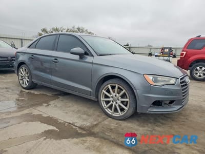 Czwarte zdjęcie samochodu z boku: 2015 AUDI A3 PREMIUM VIN:WAUACGFF8F1132682 - miniatura