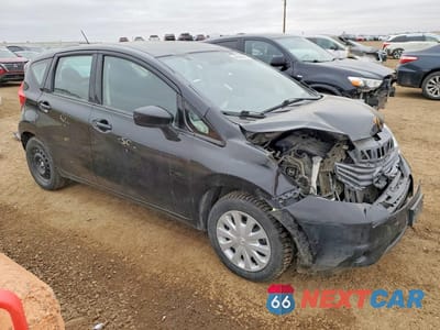 Czwarte zdjęcie samochodu z boku: 2016 NISSAN VERSA NOTE S VIN:3N1CE2CP2GL402055 - miniatura