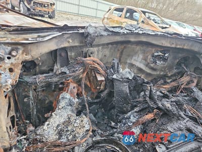 Zdjęcie 9 z 11 samochodu: 2013 MINI COOPER VIN:WMWSU3C57DT686111 - miniatura