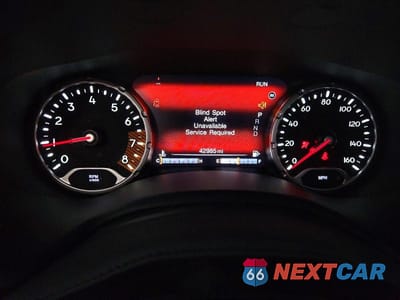 Zdjęcie 9 z 11 samochodu: 2023 JEEP RENEGADE TRAILHAWK VIN:ZACNJDC13PPP35085 - miniatura