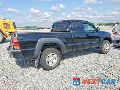 Trzecie zdjęcie samochodu z tyłu: 2014 TOYOTA TACOMA V6 VIN:5TFUU4EN1EX109602 - miniatura