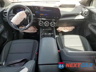 Zdjęcie 8 z 14 samochodu: 2025 CHEVROLET BLAZER LT VIN:3GNKDBRM2SS180079 - miniatura