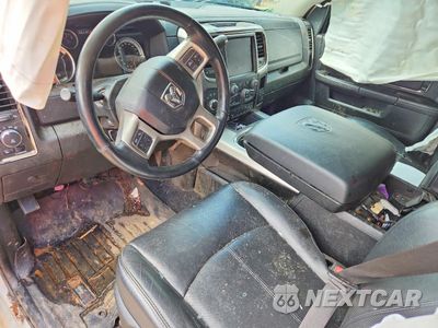 Zdjęcie 8 z 13 samochodu: 2018 RAM 2500 LARAMIE VIN:3C6UR5NL2JG329049 - miniatura