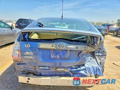 Zdjęcie 6 z 12 samochodu: 2005 TOYOTA PRIUS BASE VIN:JTDKB20U657016669 - miniatura