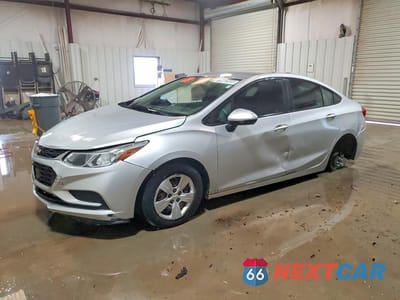 2018 CHEVROLET CRUZE LS 1G1BC5SM0J7194365 - główne zdjęcie licytacji z USA - miniatura