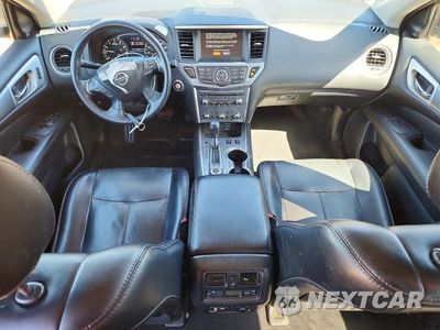 Zdjęcie 8 z 13 samochodu: 2020 NISSAN PATHFINDER SL VIN:5N1DR2CM2LC597555 - miniatura