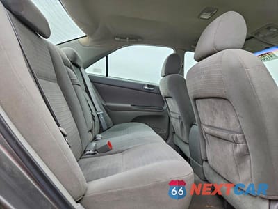 Zdjęcie 10 z 12 samochodu: 2005 TOYOTA CAMRY LE VIN:4T1BE32K95U970290 - miniatura
