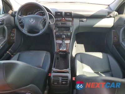 Zdjęcie 8 z 11 samochodu: 2004 MERCEDES-BENZ C 240 VIN:WDBRF61J14F502095 - miniatura