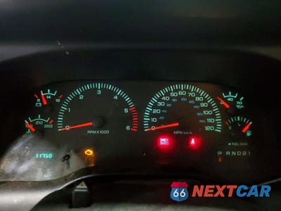 Zdjęcie 9 z 11 samochodu: 2001 DODGE RAM 2500 VIN:3B7KF26Z01M584911 - miniatura