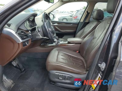 Zdjęcie 7 z 13 samochodu: 2014 BMW X5 XDRIVE35I VIN:5UXKR0C57E0H27893 - miniatura