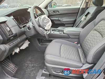 Zdjęcie 7 z 13 samochodu: 2025 NISSAN PATHFINDER SV VIN:5N1DR3BC4SC309046 - miniatura