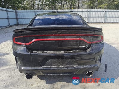Zdjęcie 6 z 12 samochodu: 2021 DODGE CHARGER SRT HELLCAT VIN:2C3CDXL92MH601923 - miniatura
