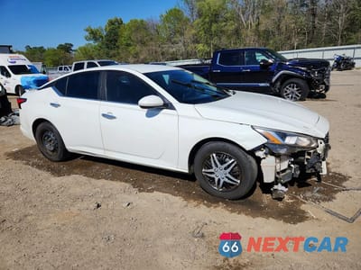Czwarte zdjęcie samochodu z boku: 2020 NISSAN ALTIMA 2.5 S VIN:1N4BL4BV7LN318484 - miniatura