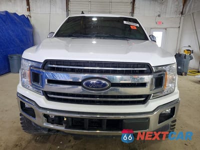 Piąte zdjęcie samochodu w środku: 2019 FORD F150 SUPERCREW VIN:1FTEW1E48KKD14671 - miniatura