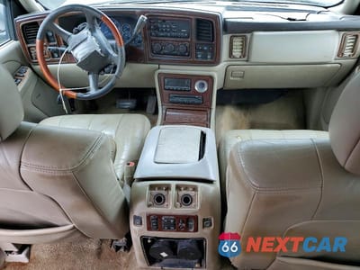 Zdjęcie 8 z 14 samochodu: 2002 CADILLAC ESCALADE LUXURY VIN:1GYEC63T12R106567 - miniatura