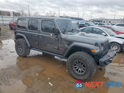 Czwarte zdjęcie samochodu z boku: 2019 JEEP WRANGLER UNLIMITED RUBICON VIN:1C4HJXFN6KW671295 - miniatura