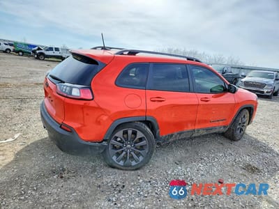 Trzecie zdjęcie samochodu z tyłu: 2021 JEEP CHEROKEE LATITUDE LUX VIN:1C4PJMMXXMD177924 - miniatura