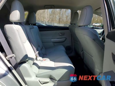 Zdjęcie 10 z 12 samochodu: 2012 TOYOTA PRIUS V FIVE VIN:JTDZN3EU6C3073706 - miniatura