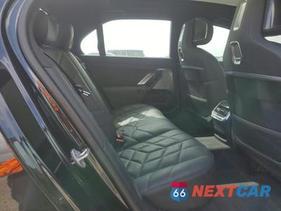 Zdjęcie 10 z 12 samochodu: 2023 BMW 740 I VIN:WBA23EH00PCM21708 - miniatura