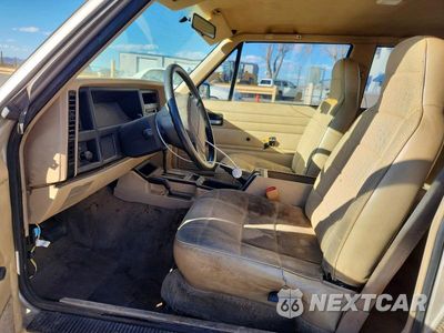 Zdjęcie 7 z 13 samochodu: 1996 JEEP CHEROKEE VIN:1J4FJ27S9TL123545 - miniatura