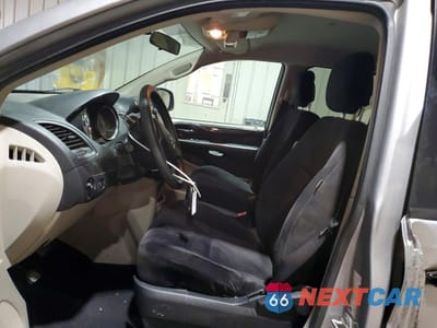 Zdjęcie 7 z 14 samochodu: 2014 DODGE GRAND CARAVAN SE VIN:2C4RDGBG5ER353765 - miniatura