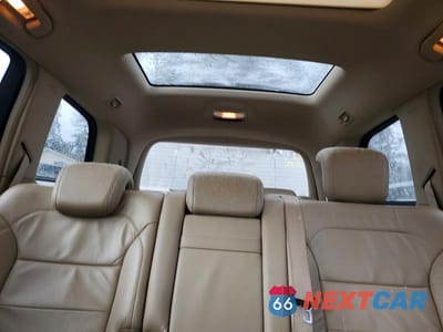 Zdjęcie 10 z 12 samochodu: 2014 MERCEDES-BENZ GL 550 4MATIC VIN:4JGDF7DE2EA325745 - miniatura