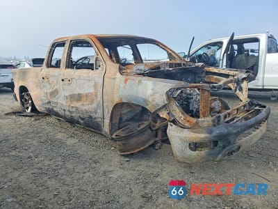 Czwarte zdjęcie samochodu z boku: 2020 RAM 1500 TRADESMAN VIN:1C6SRECG4LN398154 - miniatura