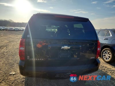 Zdjęcie 6 z 14 samochodu: 2007 CHEVROLET SUBURBAN K1500 VIN:3GNFK16397G251222 - miniatura