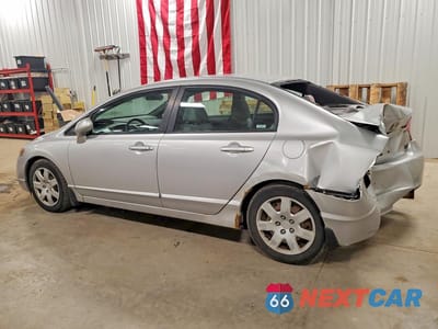 Drugie zdjęcie samochodu z przodu: 2008 HONDA CIVIC LX VIN:1HGFA15558L105405 - miniatura