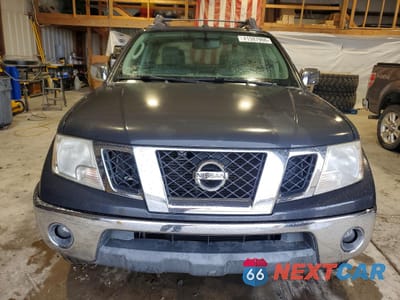 Piąte zdjęcie samochodu w środku: 2010 NISSAN FRONTIER SE V6 VIN:1N6AD0EV8AC429252 - miniatura