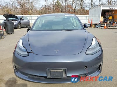 Piąte zdjęcie samochodu w środku: 2023 TESLA MODEL 3 VIN:5YJ3E1EA9PF680966 - miniatura