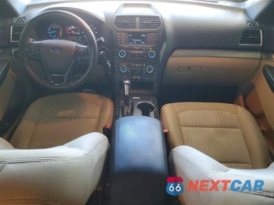 Zdjęcie 8 z 13 samochodu: 2017 FORD EXPLORER VIN:1FM5K7B84HGD11876 - miniatura