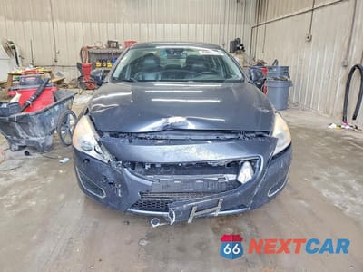 Piąte zdjęcie samochodu w środku: 2012 VOLVO S60 T5 VIN:YV1622FS0C2098507 - miniatura