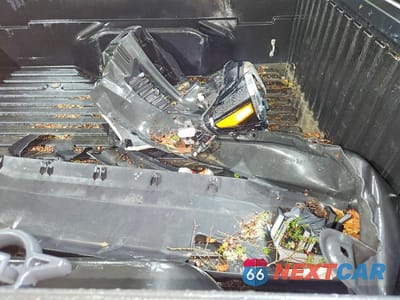 Zdjęcie 12 z 12 samochodu: 2022 TOYOTA TACOMA TRD OFF-ROAD VIN:3TYDZ5BN3NT014903 - miniatura