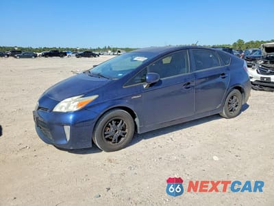 2013 TOYOTA PRIUS TWO JTDKN3DU5D1644442 - główne zdjęcie licytacji z USA - miniatura