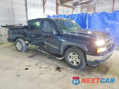 Czwarte zdjęcie samochodu z boku: 2006 CHEV SILVERADO VIN:2GCEK13T461137466 - miniatura