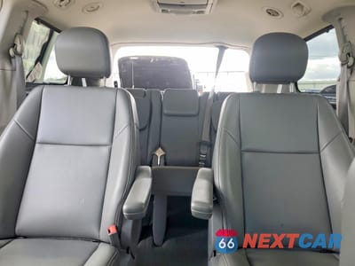 Zdjęcie 10 z 13 samochodu: 2011 VOLKSWAGEN ROUTAN SE VIN:2V4RW3DG6BR740147 - miniatura