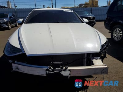 Piąte zdjęcie samochodu w środku: 2023 HYUNDAI SONATA SE VIN:KMHL24JA5PA275658 - miniatura