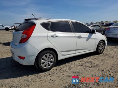 Trzecie zdjęcie samochodu z tyłu: 2016 HYUNDAI ACCENT SE VIN:KMHCT5AE1GU262183 - miniatura