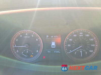 Zdjęcie 9 z 13 samochodu: 2021 HYUNDAI TUCSON SE VIN:KM8J2CA45MU390962 - miniatura