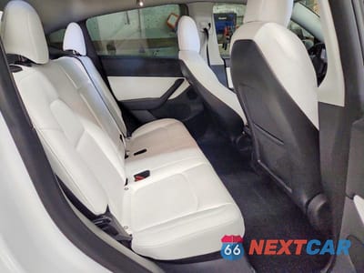 Zdjęcie 10 z 12 samochodu: 2022 TESLA MODEL Y VIN:7SAYGDEF9NF372094 - miniatura