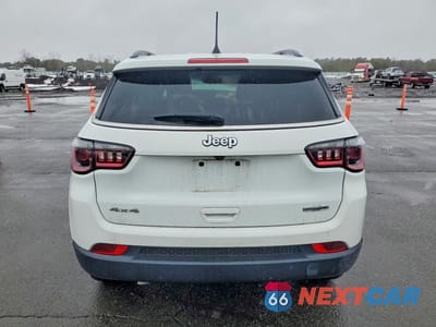 Zdjęcie 6 z 12 samochodu: 2023 JEEP COMPASS LATITUDE LUX VIN:3C4NJDFN6PT544576 - miniatura