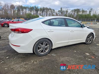 Trzecie zdjęcie samochodu z tyłu: 2018 HYUNDAI ELANTRA SEL VIN:5NPD84LF2JH347982 - miniatura