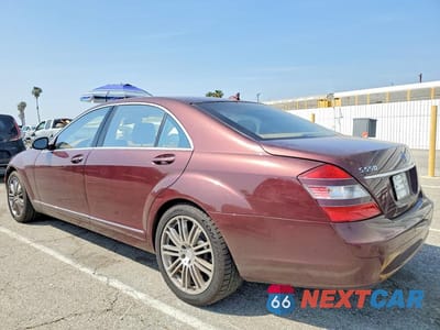 Drugie zdjęcie samochodu z przodu: 2008 MERCEDES-BENZ S 550 VIN:WDDNG71X38A196954 - miniatura