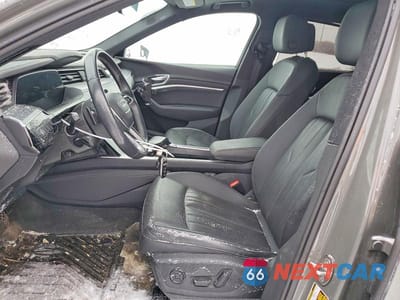 Zdjęcie 7 z 11 samochodu: 2023 AUDI E-TRON SPORTBACK PRESTIGE VIN:WA13AAGE1PB007310 - miniatura
